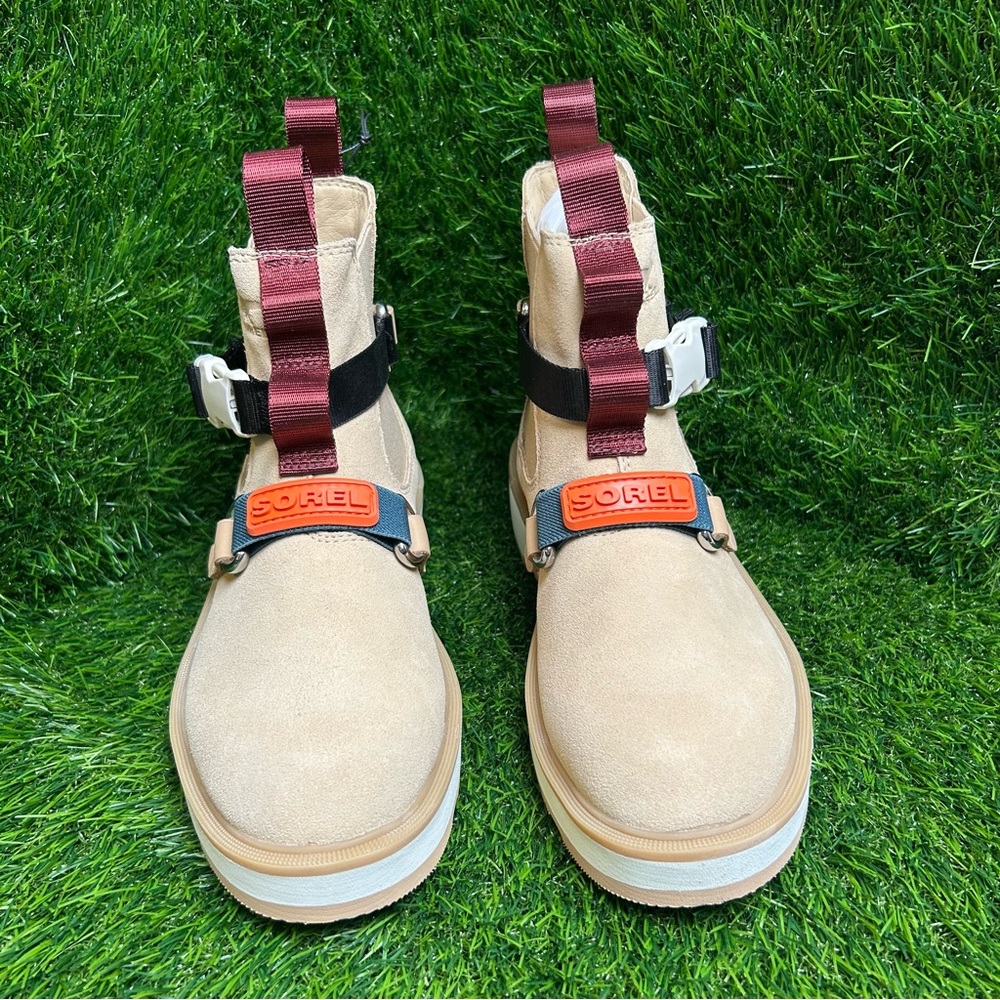 Sorel Tan Ankle Boots with Black and Red Details - Picture 2 of 8